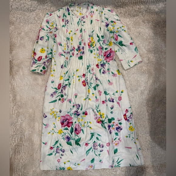 Pina Lovoi Dresses & Skirts - White Floral Vintage Long Sleeve Dress with Pink & Yellow Blooms